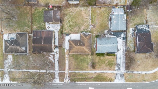 10109 Merioneth Dr, Jeffersontown, KY 40299