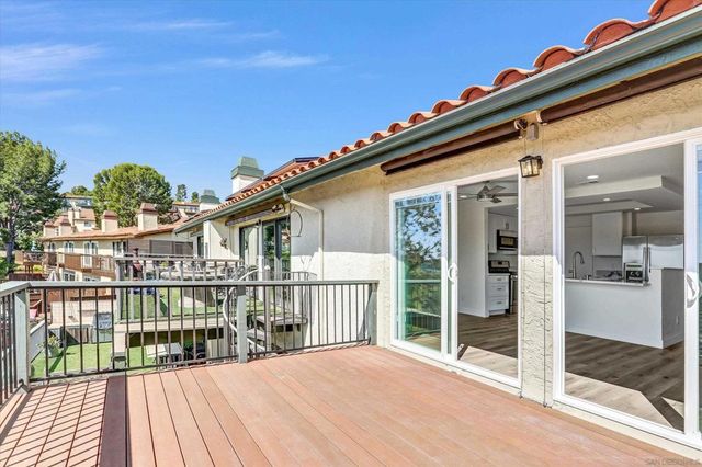 6933 Camino Degrazia, San Diego, CA 92111