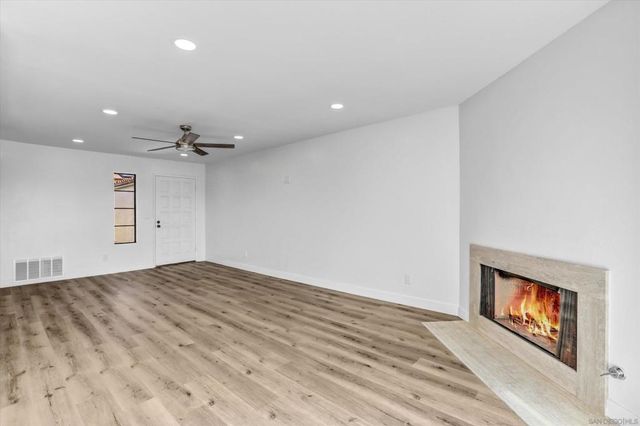 6933 Camino Degrazia, San Diego, CA 92111