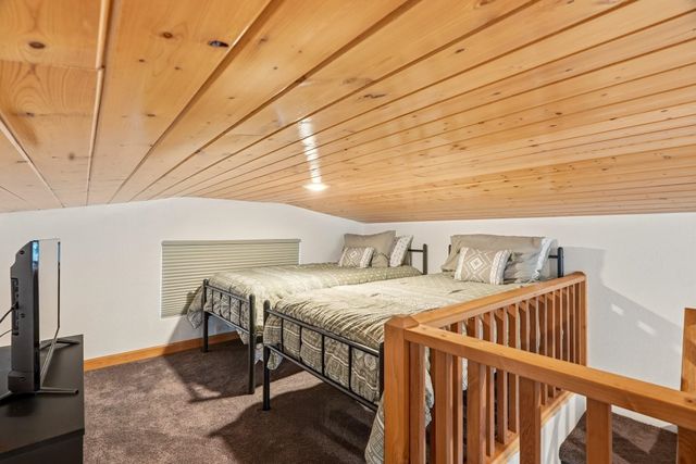 18617 W Williams Lake Rd, Cheney, WA 99004