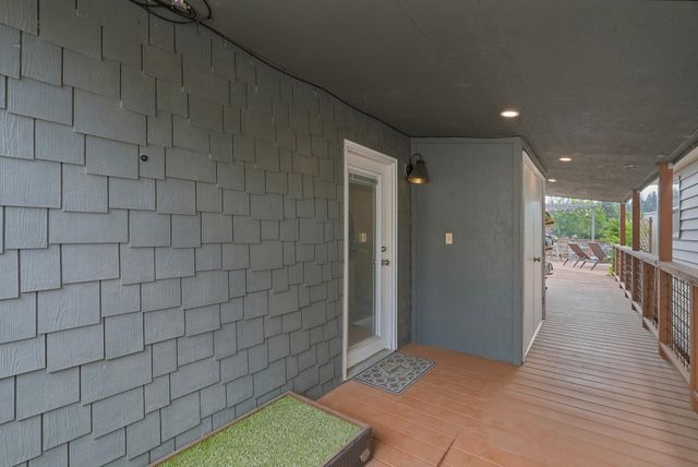 18617 W Williams Lake Rd, Cheney, WA 99004