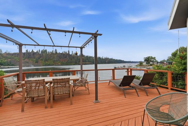 18617 W Williams Lake Rd, Cheney, WA 99004