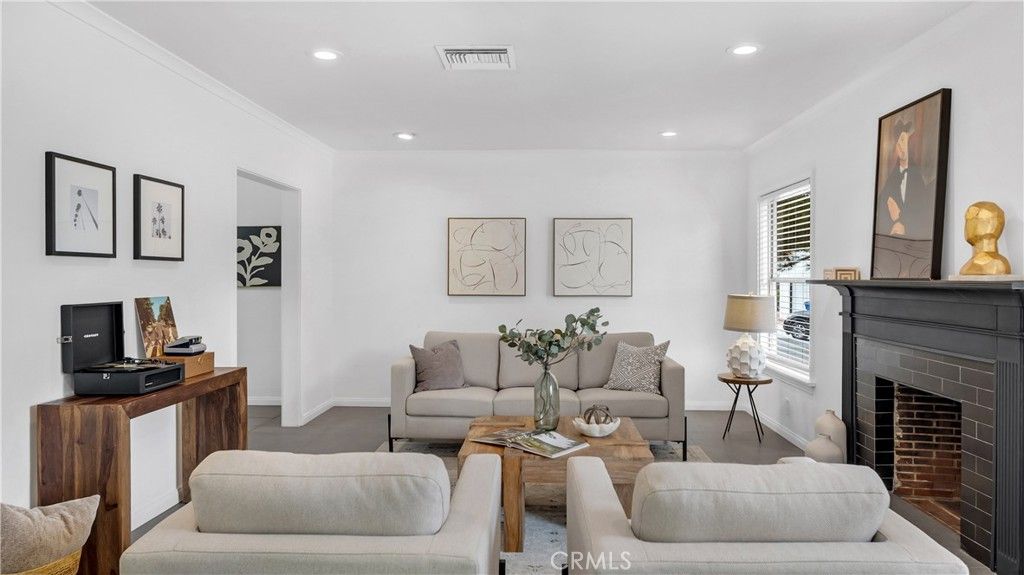 10207 Camarillo Street, Toluca Lake, CA 91602 — photo 2