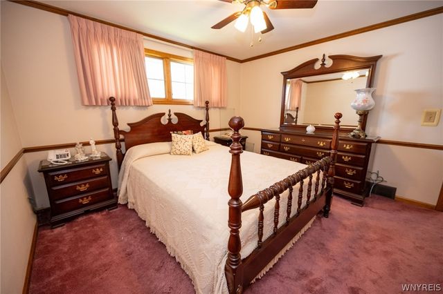 153 Fremont Avenue, West Seneca, NY 14224