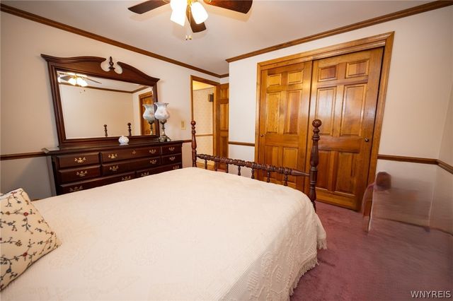 153 Fremont Avenue, West Seneca, NY 14224