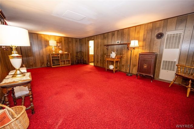 153 Fremont Avenue, West Seneca, NY 14224