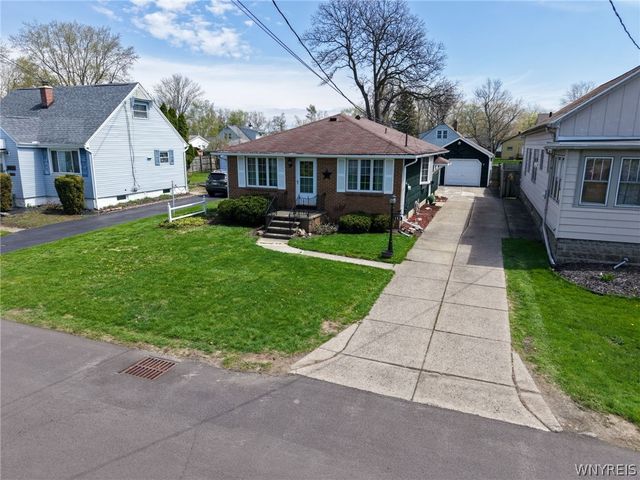 153 Fremont Avenue, West Seneca, NY 14224