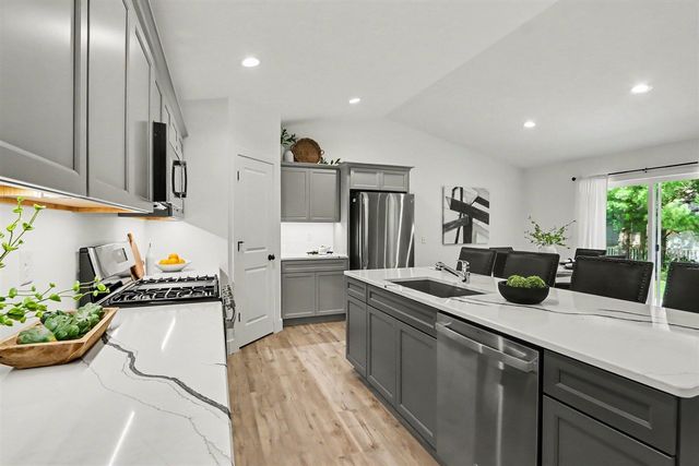 4490 Wesley Circle, Kalamazoo, MI 49048