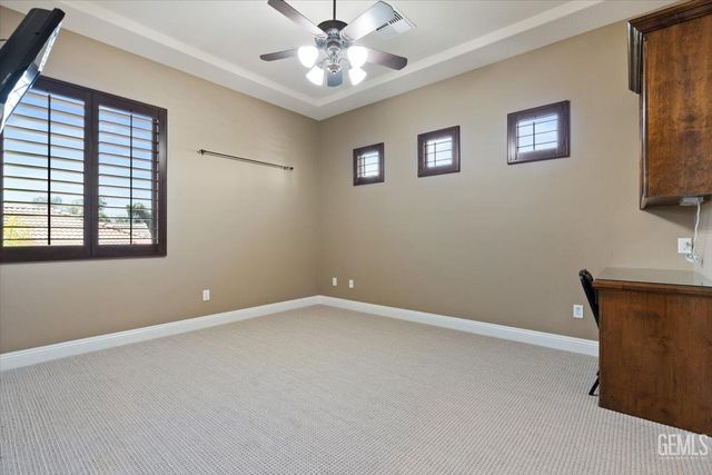 2404 Edingal Drive, Bakersfield, CA 93311