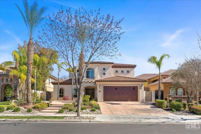 2404 Edingal Drive, Bakersfield, CA 93311