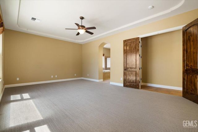 2404 Edingal Drive, Bakersfield, CA 93311