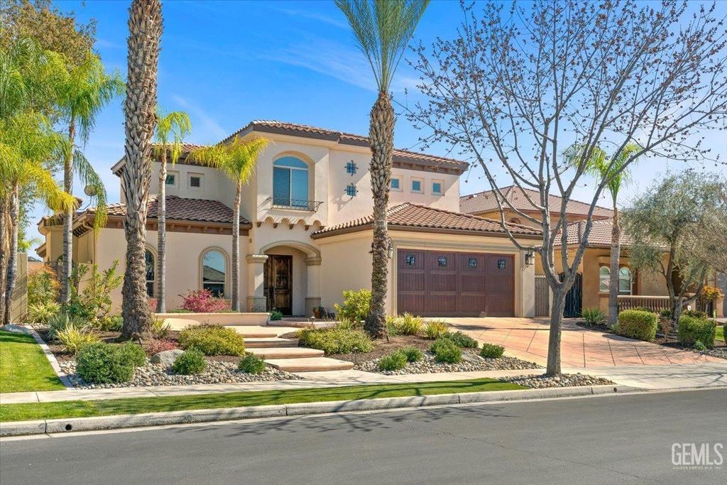 2404 Edingal Drive, Bakersfield, CA 93311