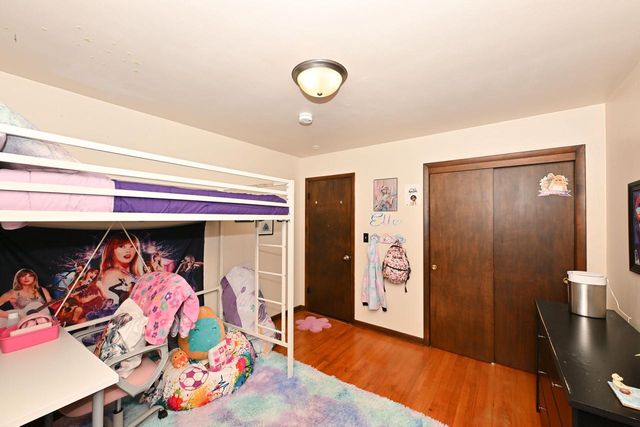 7308 W Congress STREET, Milwaukee, WI 53218