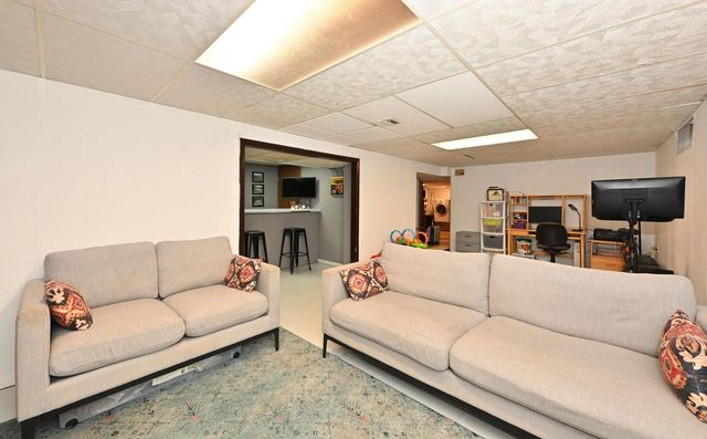 7308 W Congress STREET, Milwaukee, WI 53218