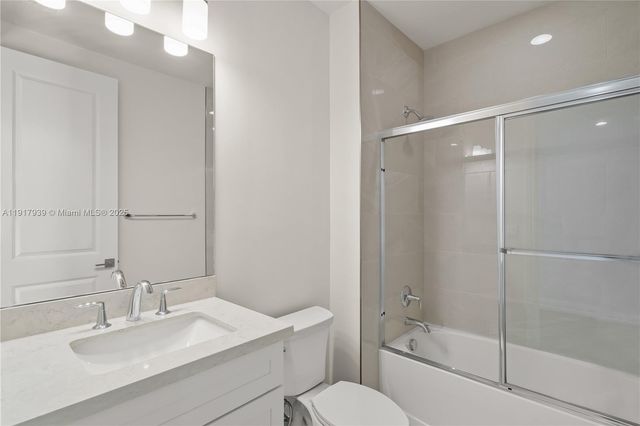 14820 Millstone Ranches Dr, Davie, FL 33331