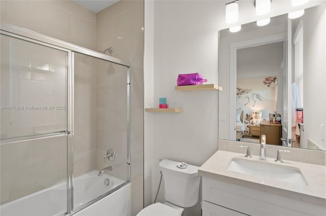 14820 Millstone Ranches Dr, Davie, FL 33331