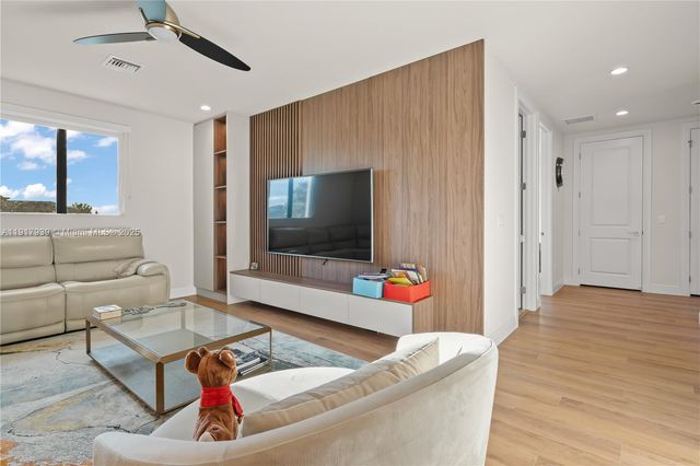 14820 Millstone Ranches Dr, Davie, FL 33331