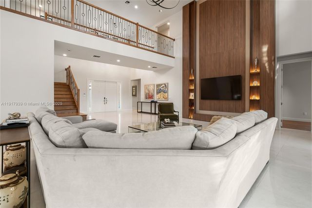 14820 Millstone Ranches Dr, Davie, FL 33331