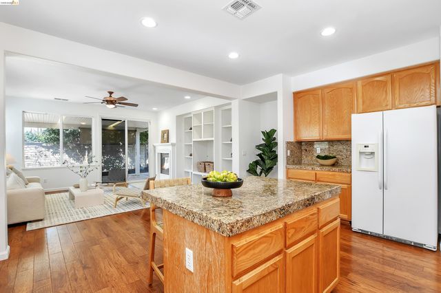 4681 Big Bear Rd, Oakley, CA 94561