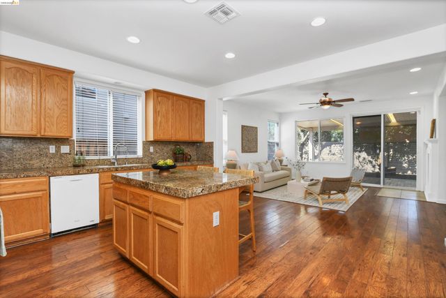 4681 Big Bear Rd, Oakley, CA 94561