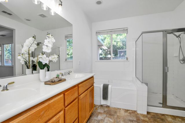 4681 Big Bear Rd, Oakley, CA 94561