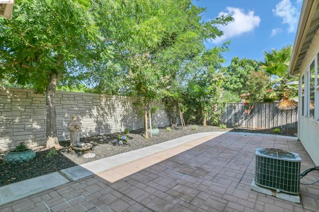 4681 Big Bear Rd, Oakley, CA 94561