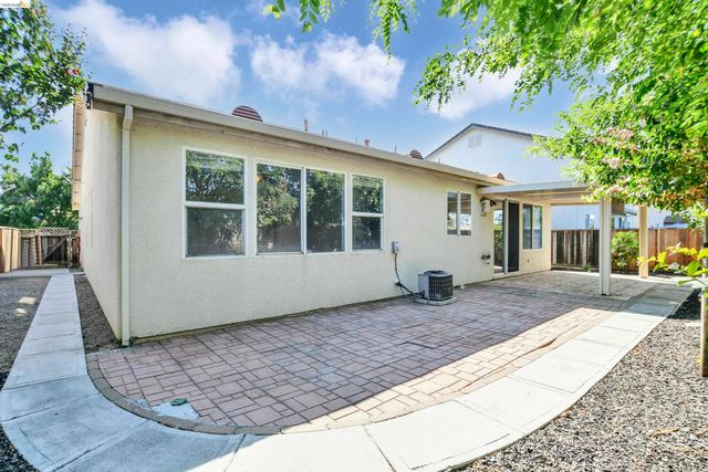 4681 Big Bear Rd, Oakley, CA 94561