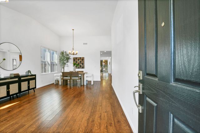 4681 Big Bear Rd, Oakley, CA 94561