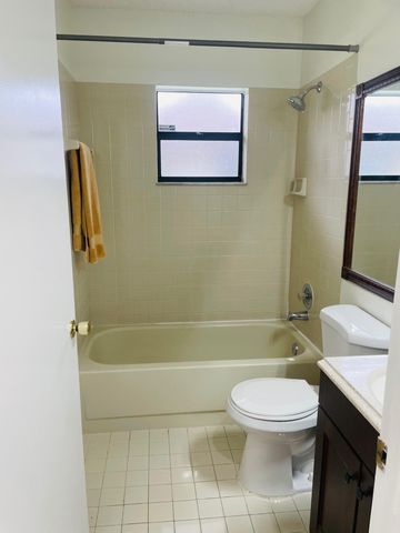 5318 Garden Hills Circle, West Palm Beach, FL 33415