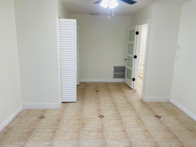 5318 Garden Hills Circle, West Palm Beach, FL 33415