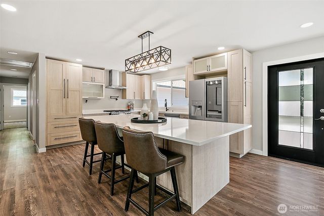 22526 251st Avenue SE, Maple Valley, WA 98038