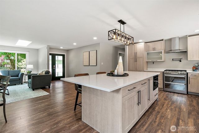 22526 251st Avenue SE, Maple Valley, WA 98038