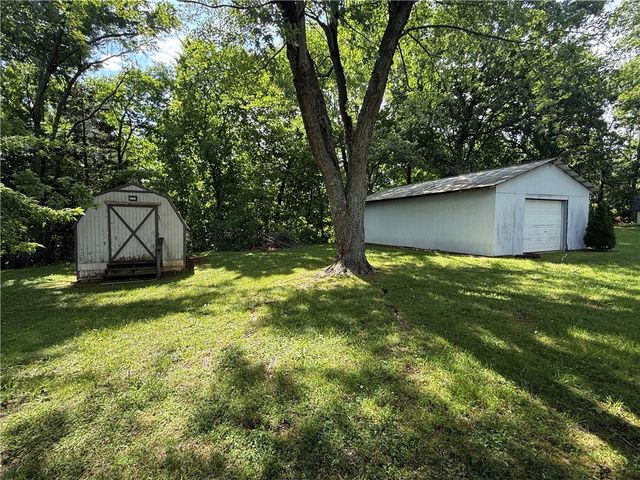 17351 Arkansas 37, Garfield, AR 72732