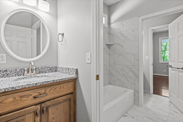 6130 Clydeton Rd, Waverly, TN 37185