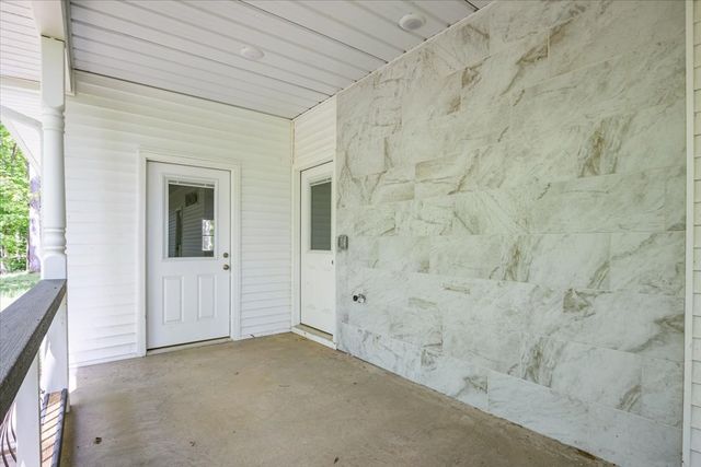 6130 Clydeton Rd, Waverly, TN 37185