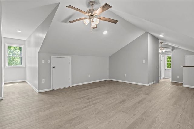 6130 Clydeton Rd, Waverly, TN 37185