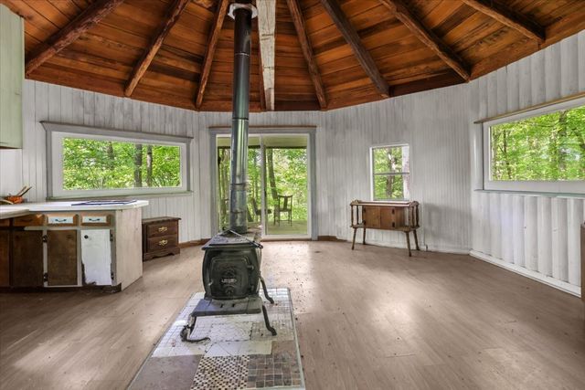 6130 Clydeton Rd, Waverly, TN 37185