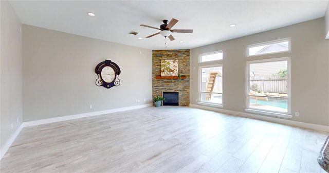 308 Oak Creek Court, League City, TX 77573