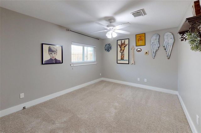 308 Oak Creek Court, League City, TX 77573