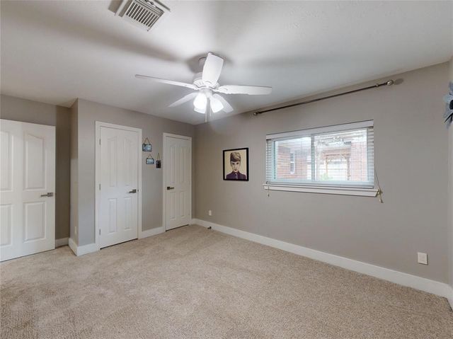 308 Oak Creek Court, League City, TX 77573