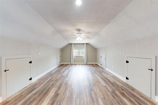 308 Oak Creek Court, League City, TX 77573