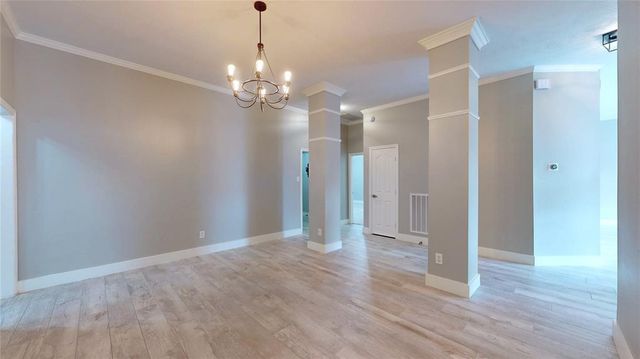 308 Oak Creek Court, League City, TX 77573