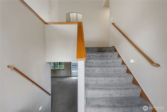 7211 188th Street Ct E, Puyallup, WA 98375