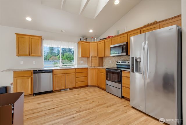 7211 188th Street Ct E, Puyallup, WA 98375