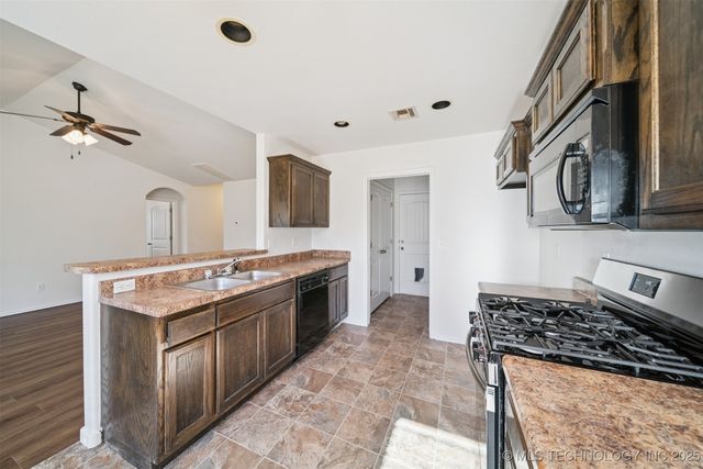 234 W 46th Street, Sand Springs, OK 74063