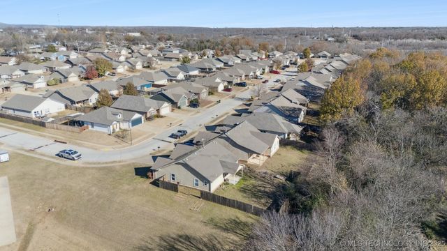 234 W 46th Street, Sand Springs, OK 74063