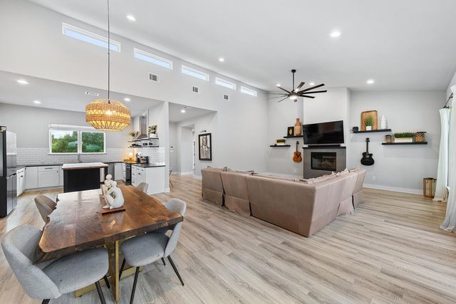 20702 Post Oak DR, Lago Vista, TX 78645