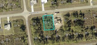 671 Windermere Dr., Lehigh Acres, FL 33972