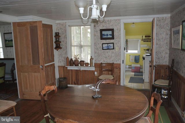 2431 CEDAR CREEK GRADE, Winchester, VA 22602