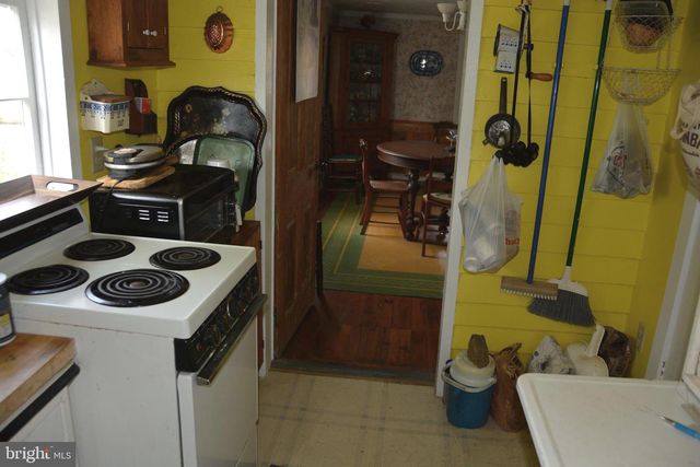 2431 CEDAR CREEK GRADE, Winchester, VA 22602